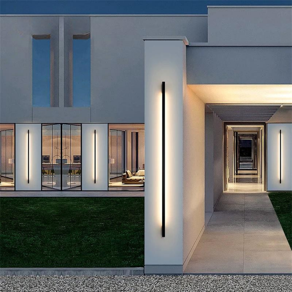 Modern Black Outdoor Wall Lamp – Minimalist Long Strip Exterior Lighting for Garden and Porch
