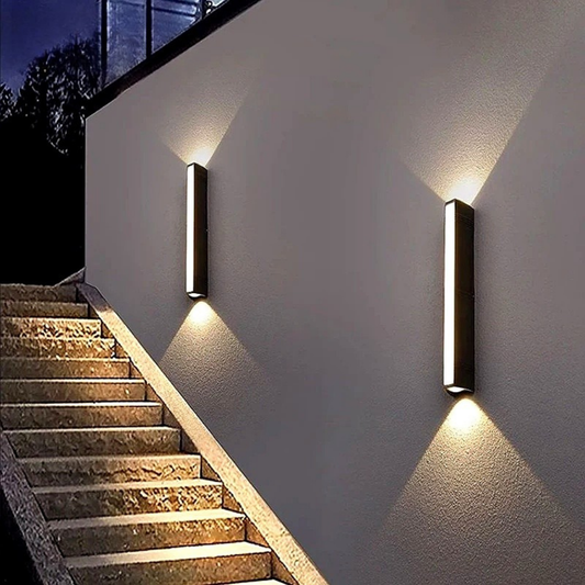 Modern Waterproof Outdoor Wall Light – Black Aluminum LED Sconce for Garden and Porch, IP65 Rated